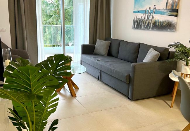 Apartamento en Denia - Amaneceres Mediterráneos con Terraza y Piscina Apartamento en Denia - Amaneceres Mediterráneos con Terraza y Piscina