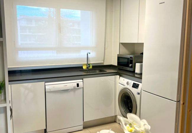 Apartamento en Denia - Amaneceres Mediterráneos con Terraza y Piscina Apartamento en Denia - Amaneceres Mediterráneos con Terraza y Piscina