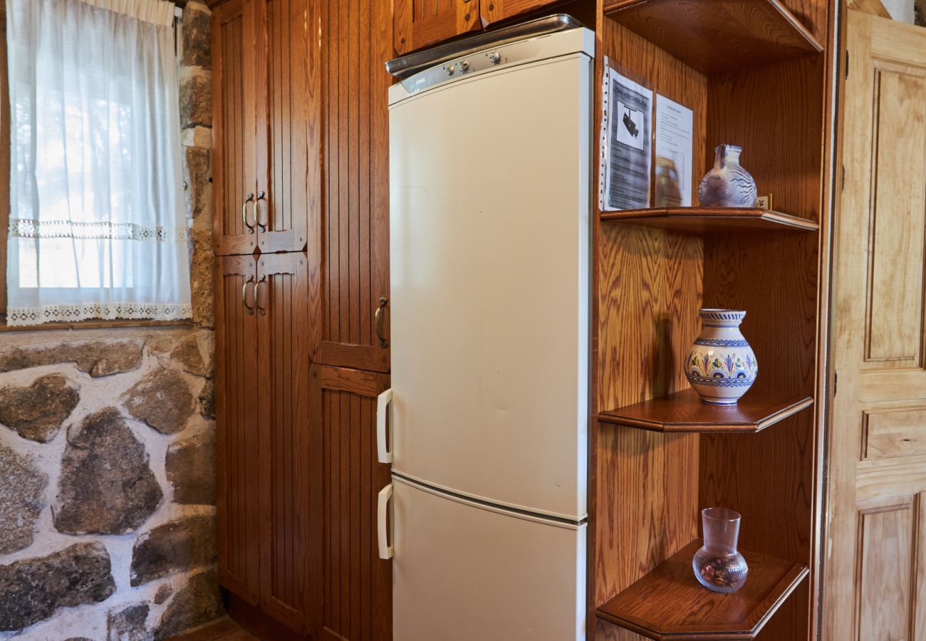 Casa rural en Peñalba - Complejo Fanega · Naturaleza, confort y piscina en Peñalba ✨