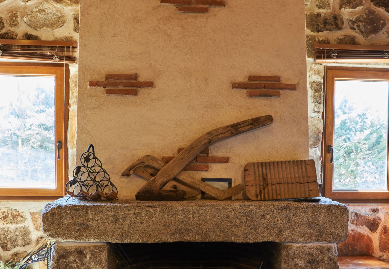 Casa rural en Peñalba - Complejo Fanega · Naturaleza, confort y piscina en Peñalba ✨