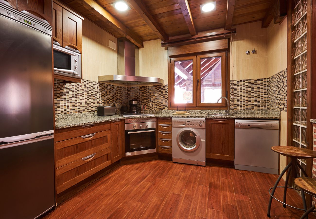 Casa rural en Peñalba - Complejo Fanega · Naturaleza, confort y piscina en Peñalba ✨