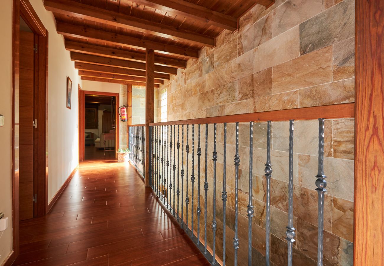 Casa rural en Peñalba - Complejo Fanega · Naturaleza, confort y piscina en Peñalba ✨