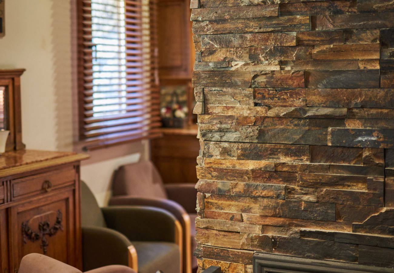 Casa rural en Peñalba - Complejo Fanega · Naturaleza, confort y piscina en Peñalba ✨