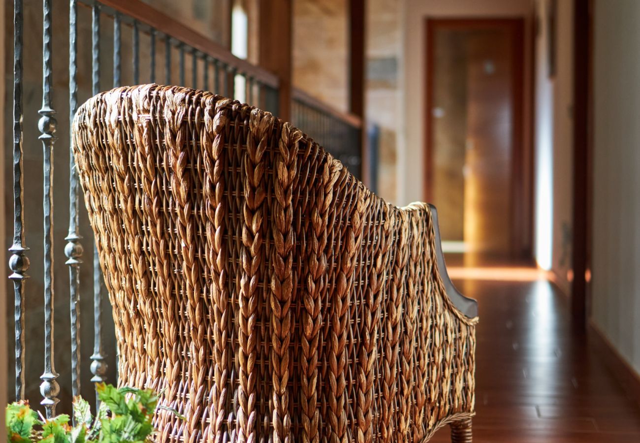 Casa rural en Peñalba - Complejo Fanega · Naturaleza, confort y piscina en Peñalba ✨