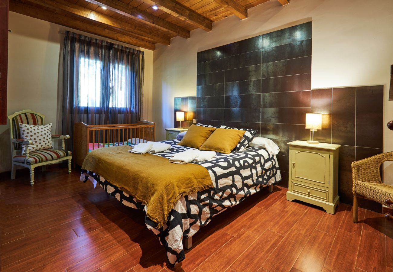 Casa rural en Peñalba - Complejo Fanega · Naturaleza, confort y piscina en Peñalba ✨