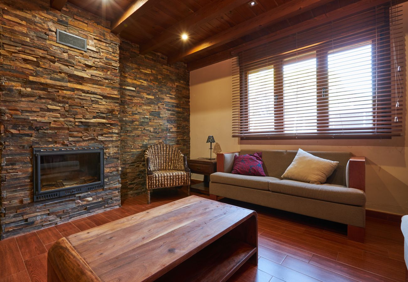 Casa rural en Peñalba - Complejo Fanega · Naturaleza, confort y piscina en Peñalba ✨