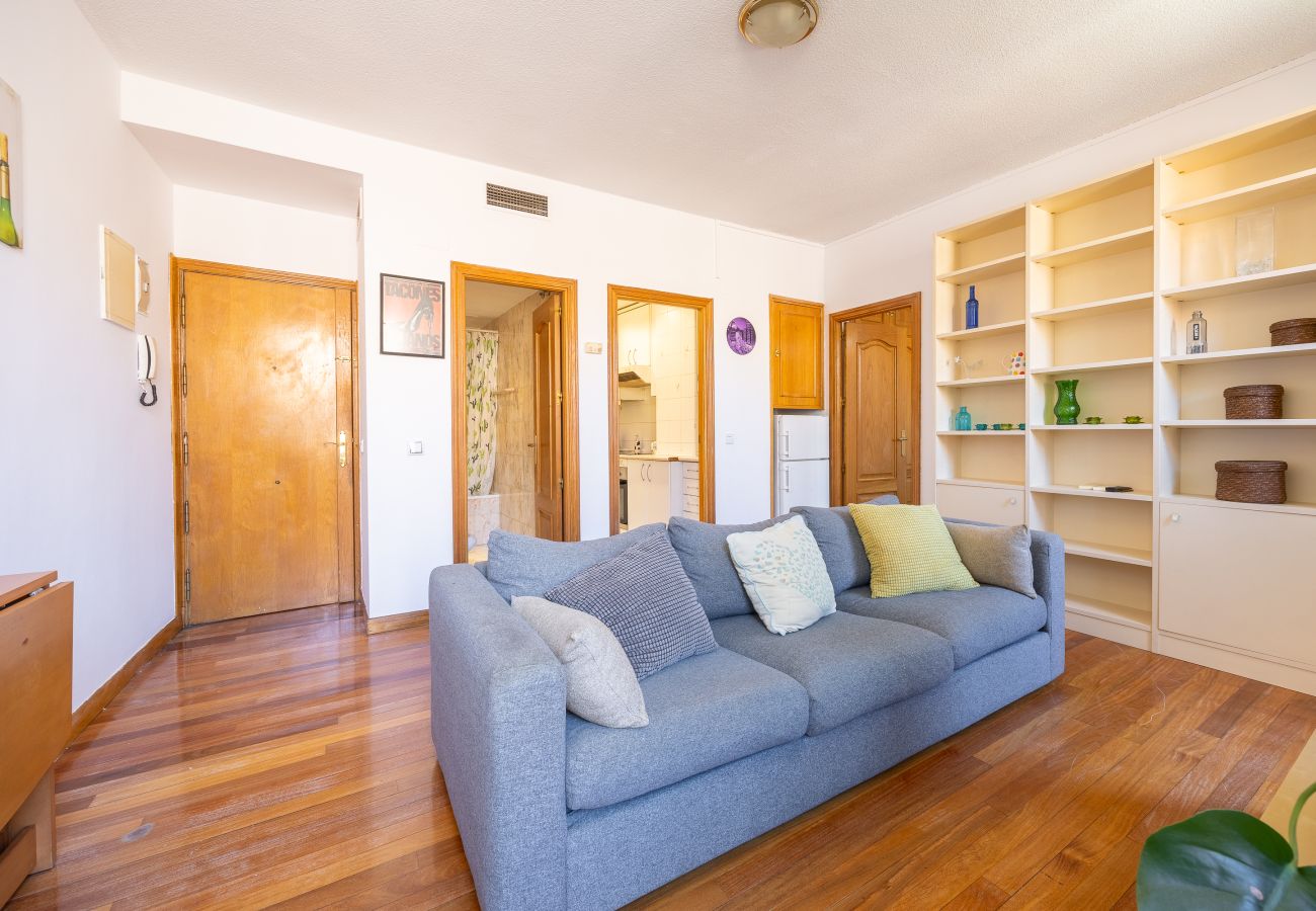 Apartamento en Madrid - Moderno Piso en La Latina – Perfecto para Teletrabajar o Estudiar