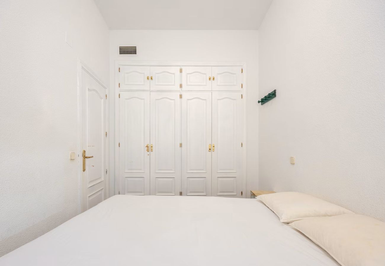 Apartamento en Madrid - Acogedor Apartamento en La Latina – Ideal para Trabajar o Estudiar