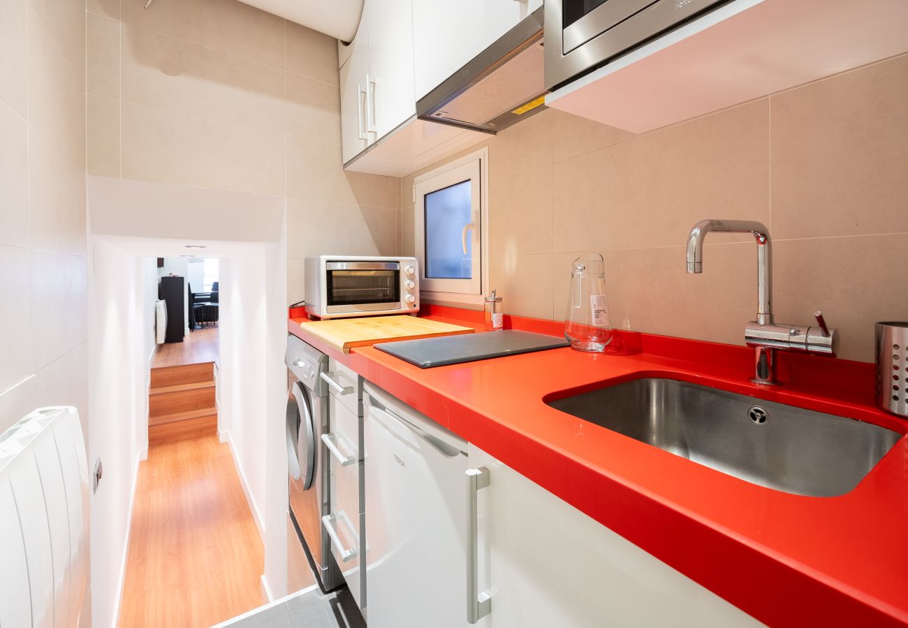 Apartamento en Madrid - Studio in Barrio de las Letras – Work or Study