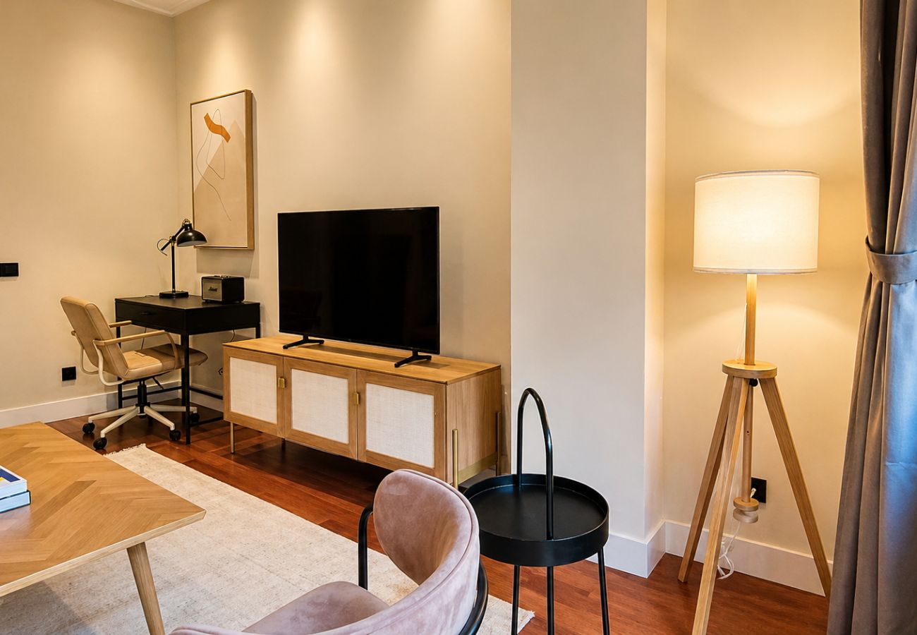 Apartamento en Madrid - Retiro XII: Estancia Exclusiva