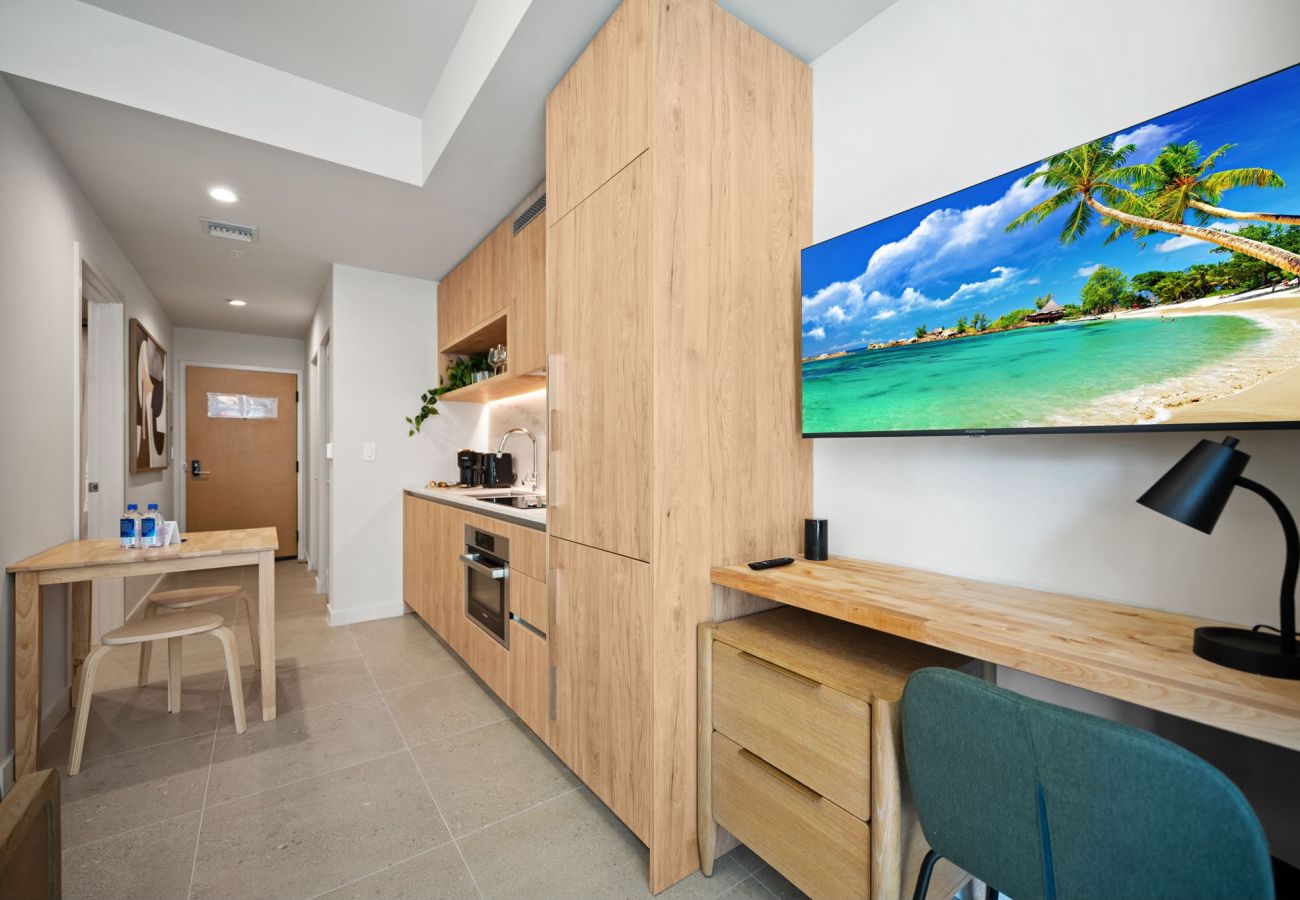 Estudio en Miami - The Crosby · Miami Worldcenter Studio