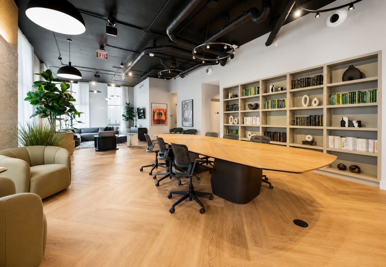 Estudio en Miami - 501 First Spacious | Balcony & City Living