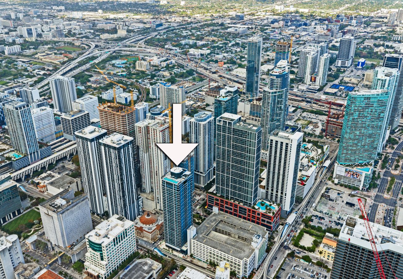 Apartamento en Miami - 501 First 2213 