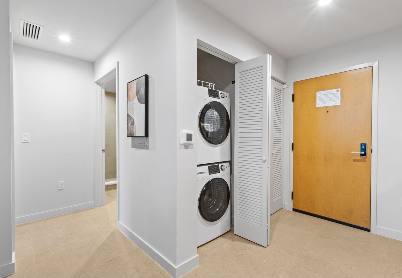 Apartamento en Miami - The Crosby · Miami Worldcenter 1BR 1010