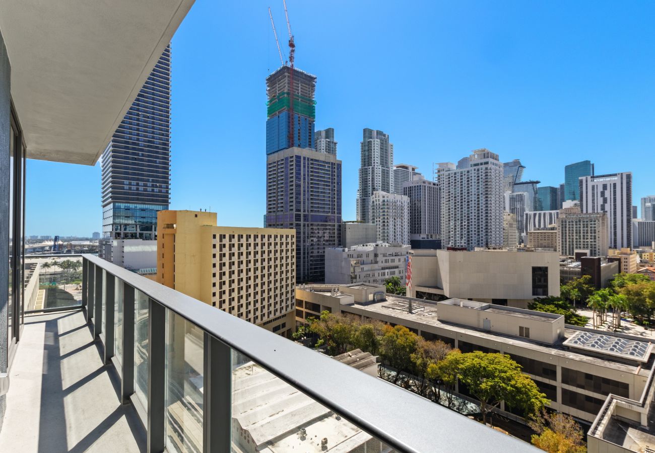 Apartamento en Miami - 501 First 1401