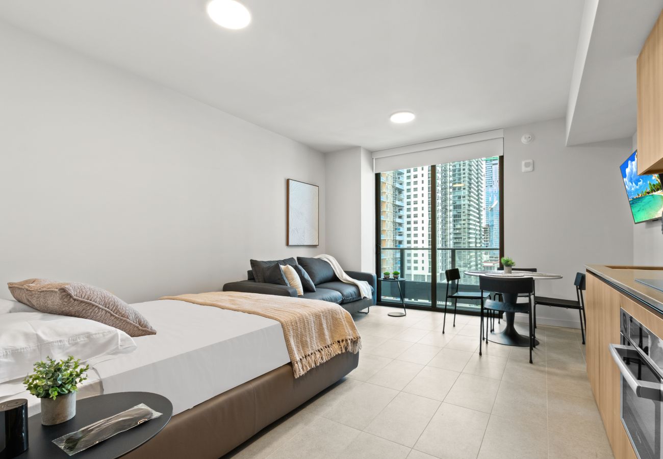 Estudio en Miami - 501 First 1709