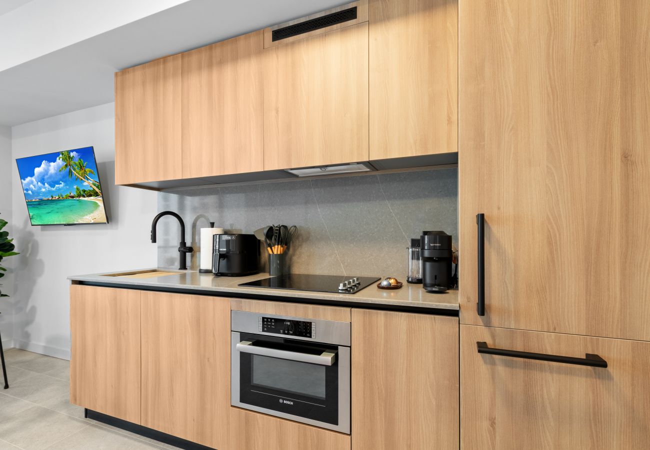 Estudio en Miami - 501 First 1709