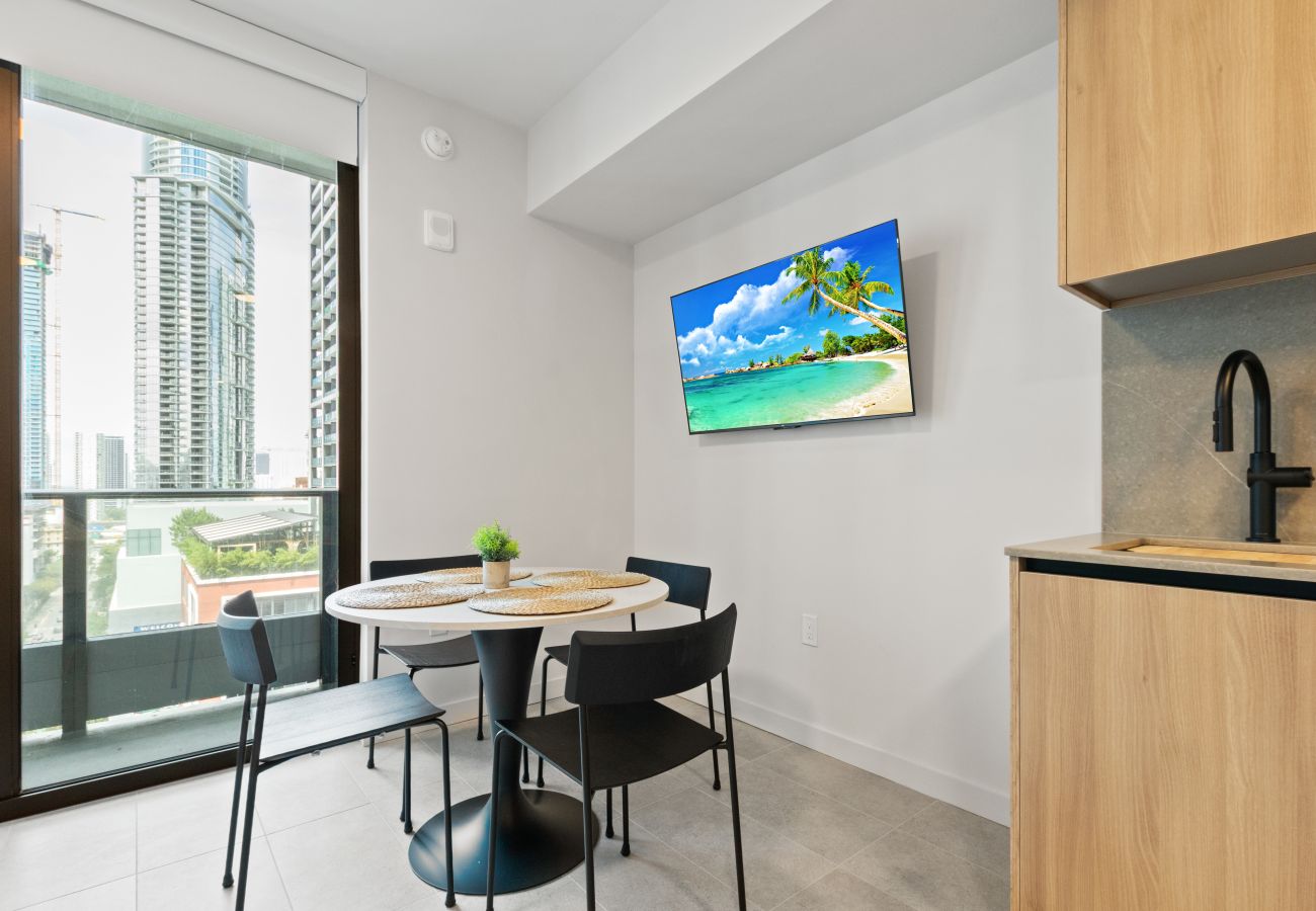 Estudio en Miami - 501 First 1709