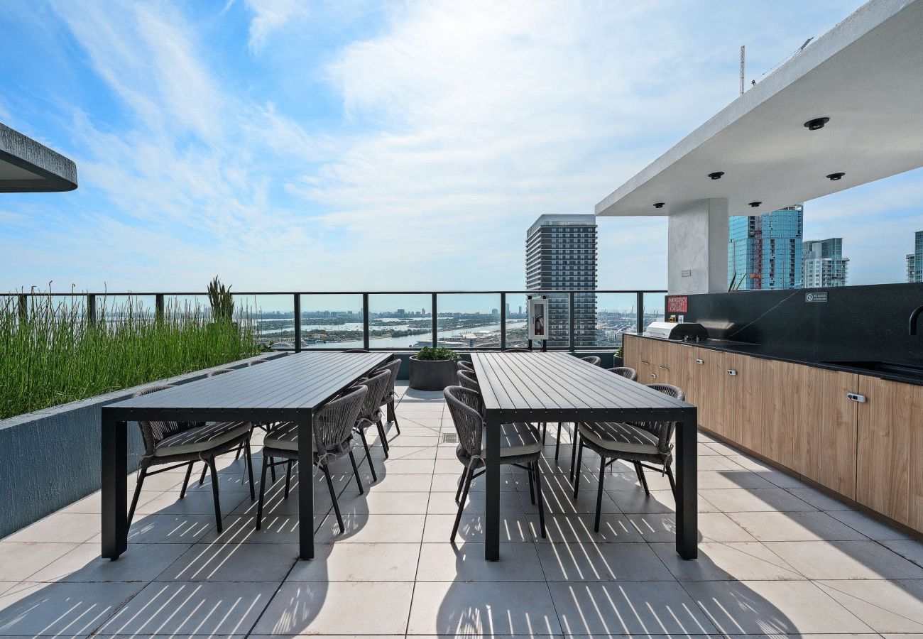 Apartamento en Miami - 501 First 2011