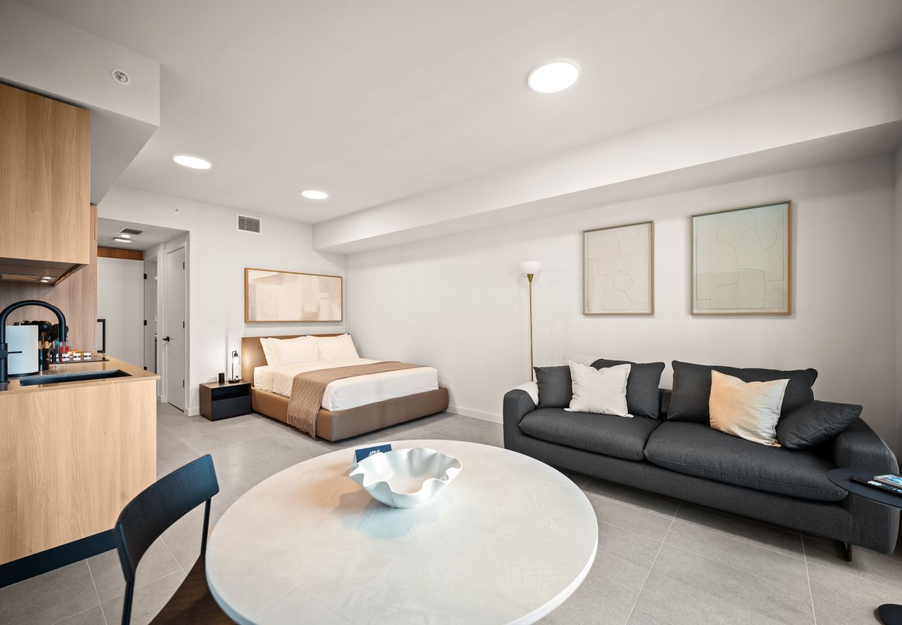 Estudio en Miami - 501 First 2707