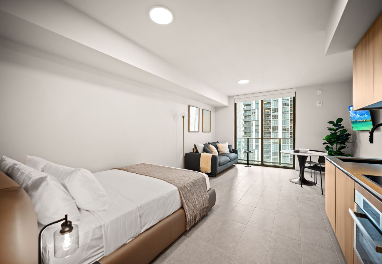 Estudio en Miami - 501 First 2707