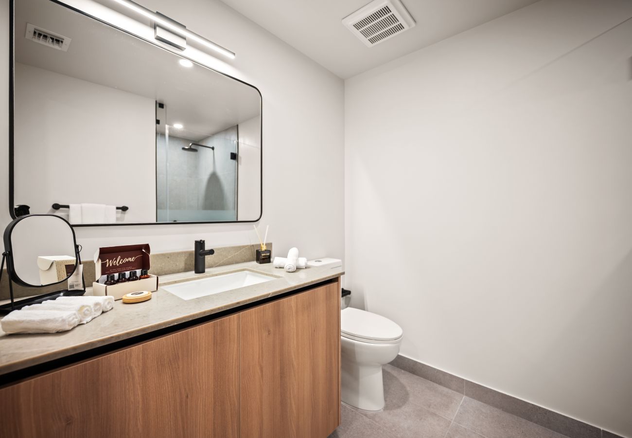 Estudio en Miami - 501 First 2707