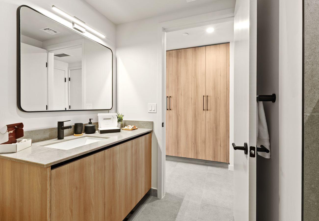 Estudio en Miami - 501 First 2709