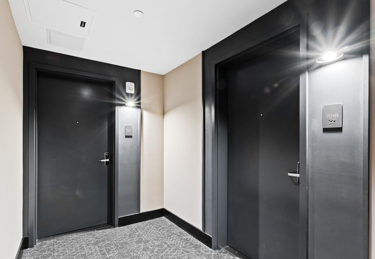 Estudio en Miami - 501 First 701B