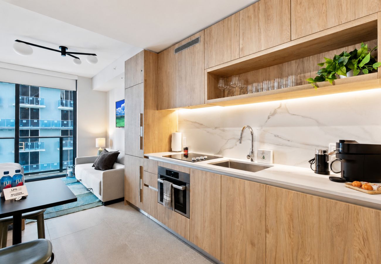Estudio en Miami - The Crosby 2108
