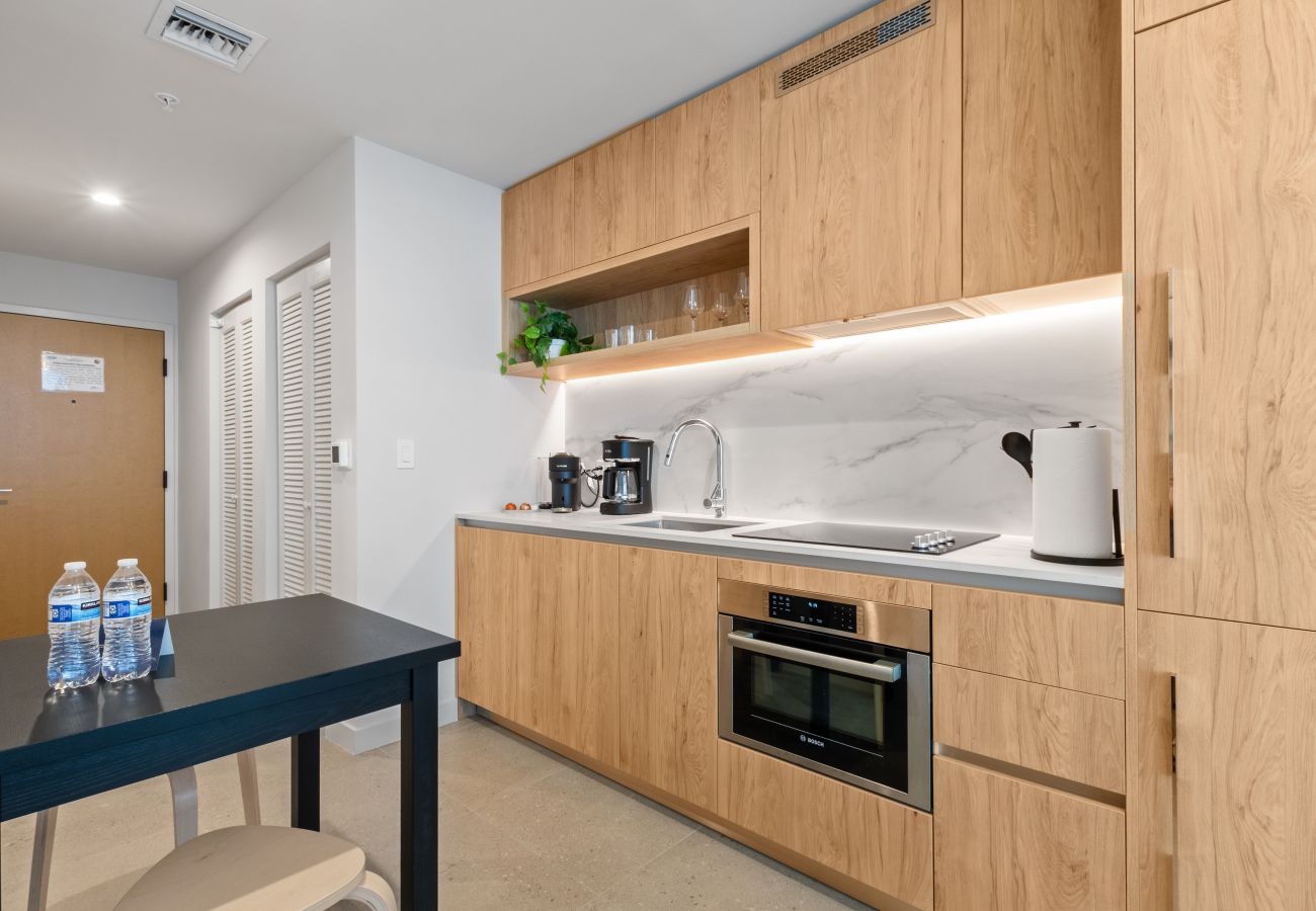 Estudio en Miami - The Crosby 2406