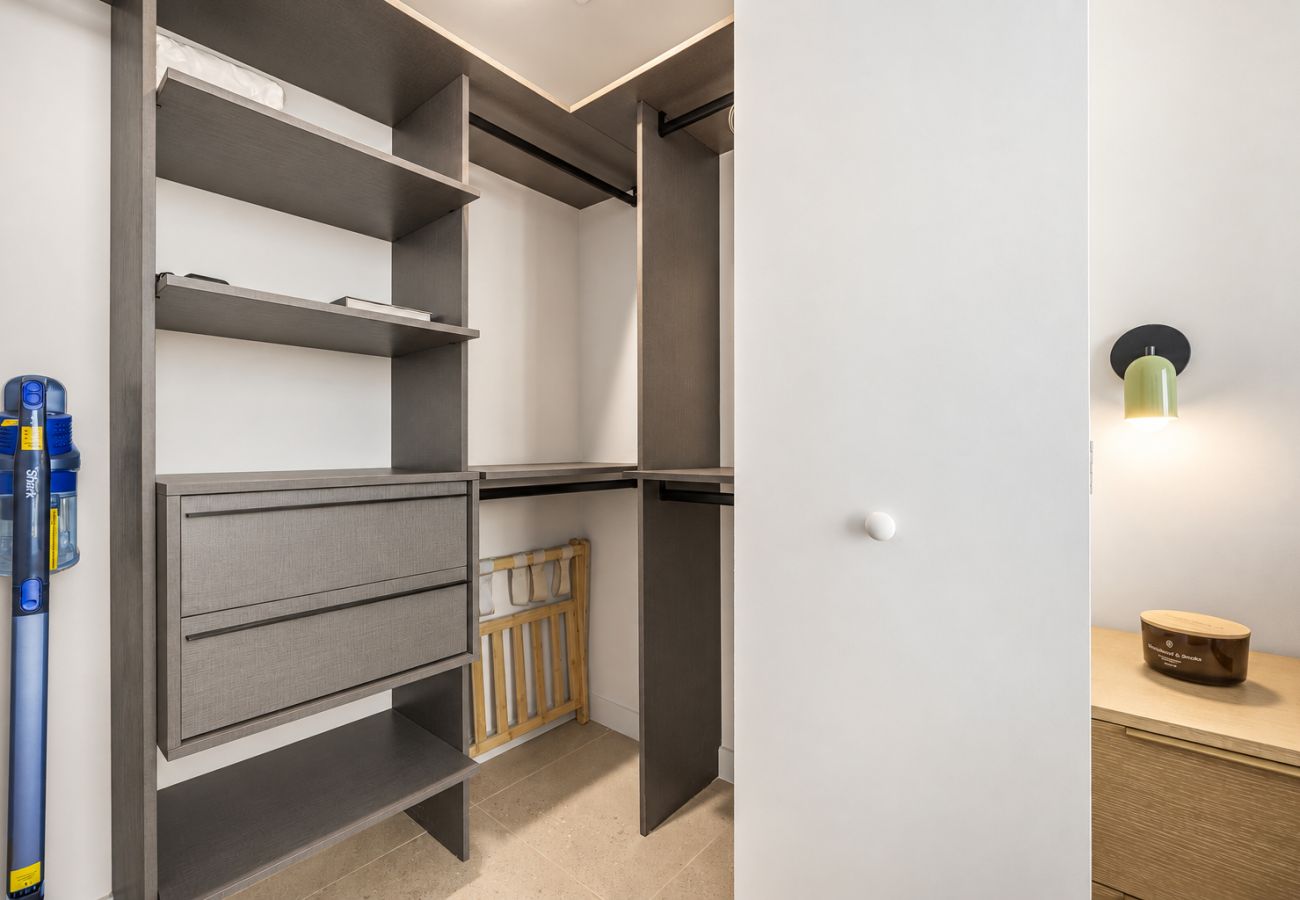 Apartamento en Miami - The Crosby · Miami Worldcenter 1BR 2814