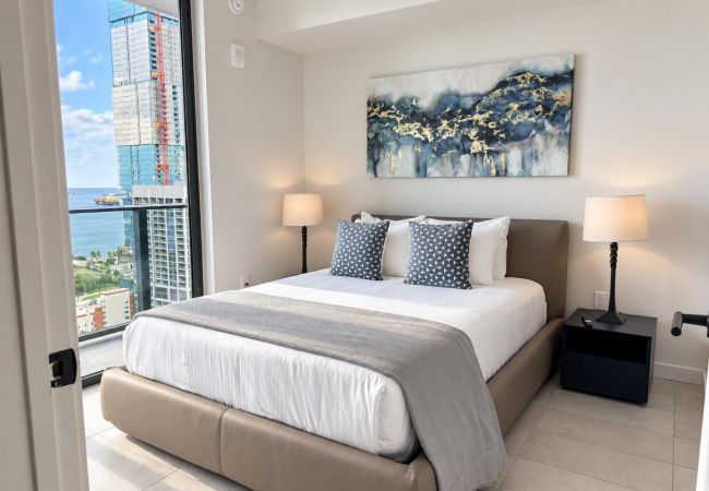 Apartamento en Miami - 501 FIRST 3613