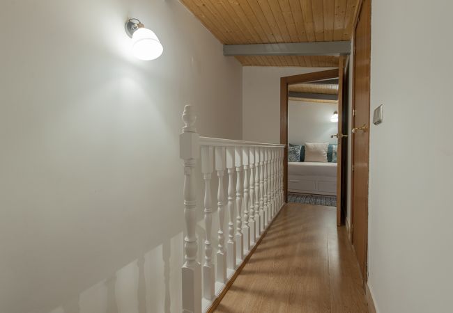 Apartment in Madrid - O´Donnell II-Comfortable apartment in an idyllic neighborhood for holidays.