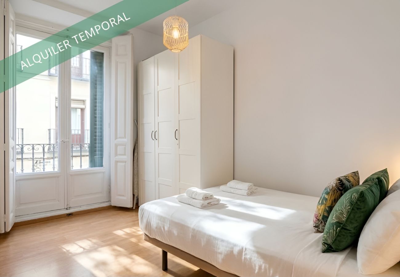 Apartment in Madrid - Madrid de los Austrias I-Apartment in Historical Madrid