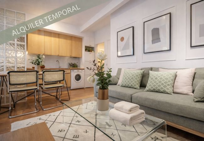 Apartment in Madrid - Gran Via VI-cozy downtown apartment