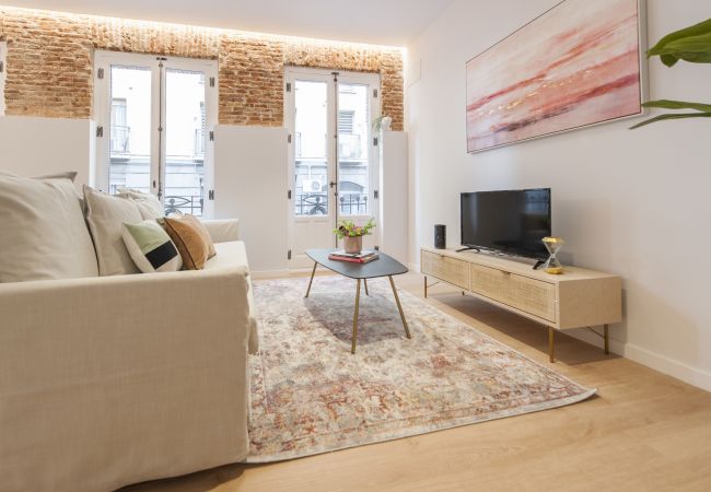 Apartment in Madrid - Collection La Latina - Apartamento con balcón ubicado en La Latina Apartment in Madrid - Collection La Latina - Apartamento con balcón ubicado en La Latina