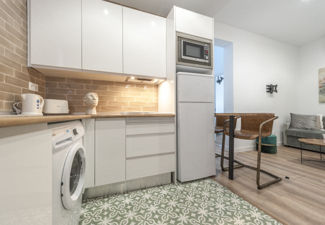 Apartment in Madrid - La Latina I - Beautiful 2 rooms apartment. Apartment in Madrid - La Latina I - Beautiful 2 rooms apartment.