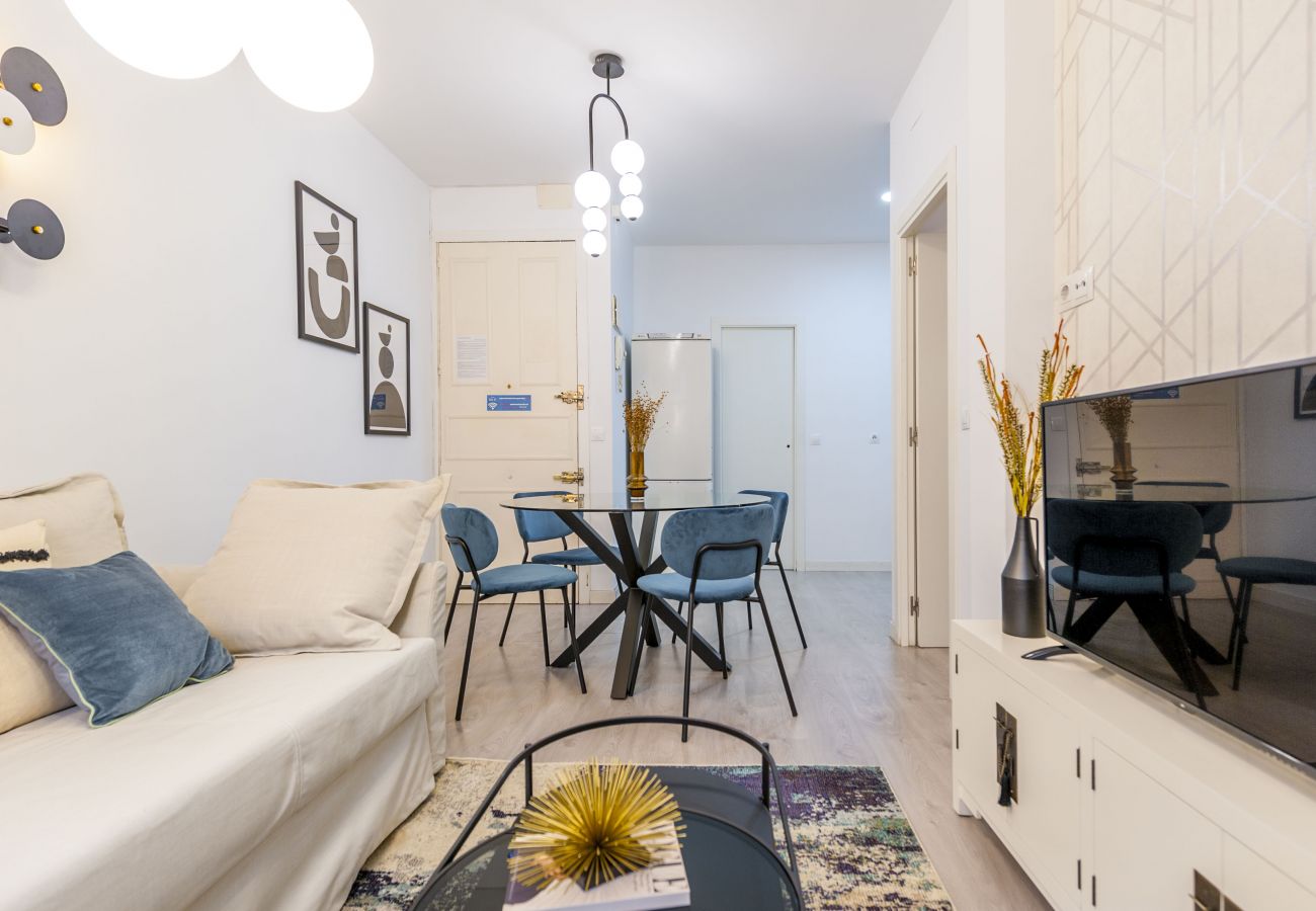 Apartment in Madrid - Atocha VI - Apartamento decorado con gusto junto a Atocha