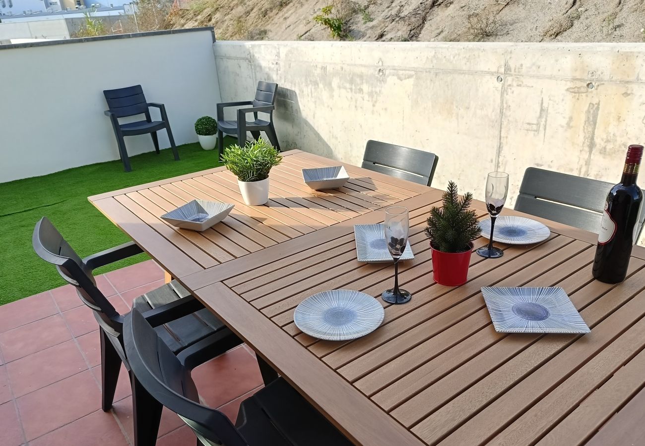 Apartment in Arenys de Munt - Ático con terraza y vistas a la montaña en Arenys 