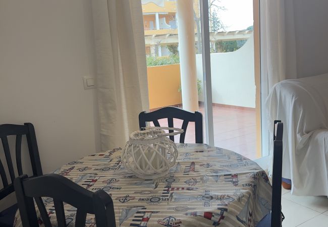 Apartment in Denia - Apartamento de dos dormitorios en Residencial Mediterraneo