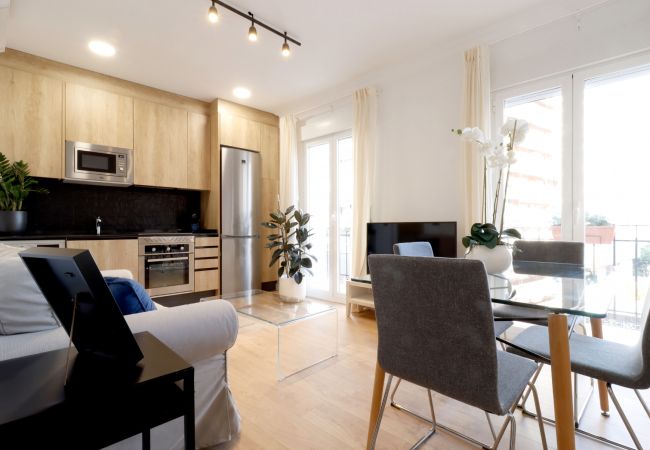 Apartment in Madrid - Chic City Apartment in Madrid