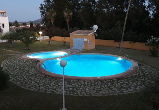 Apartment in Denia - Denia: Sun, Pool & Family Relaxation