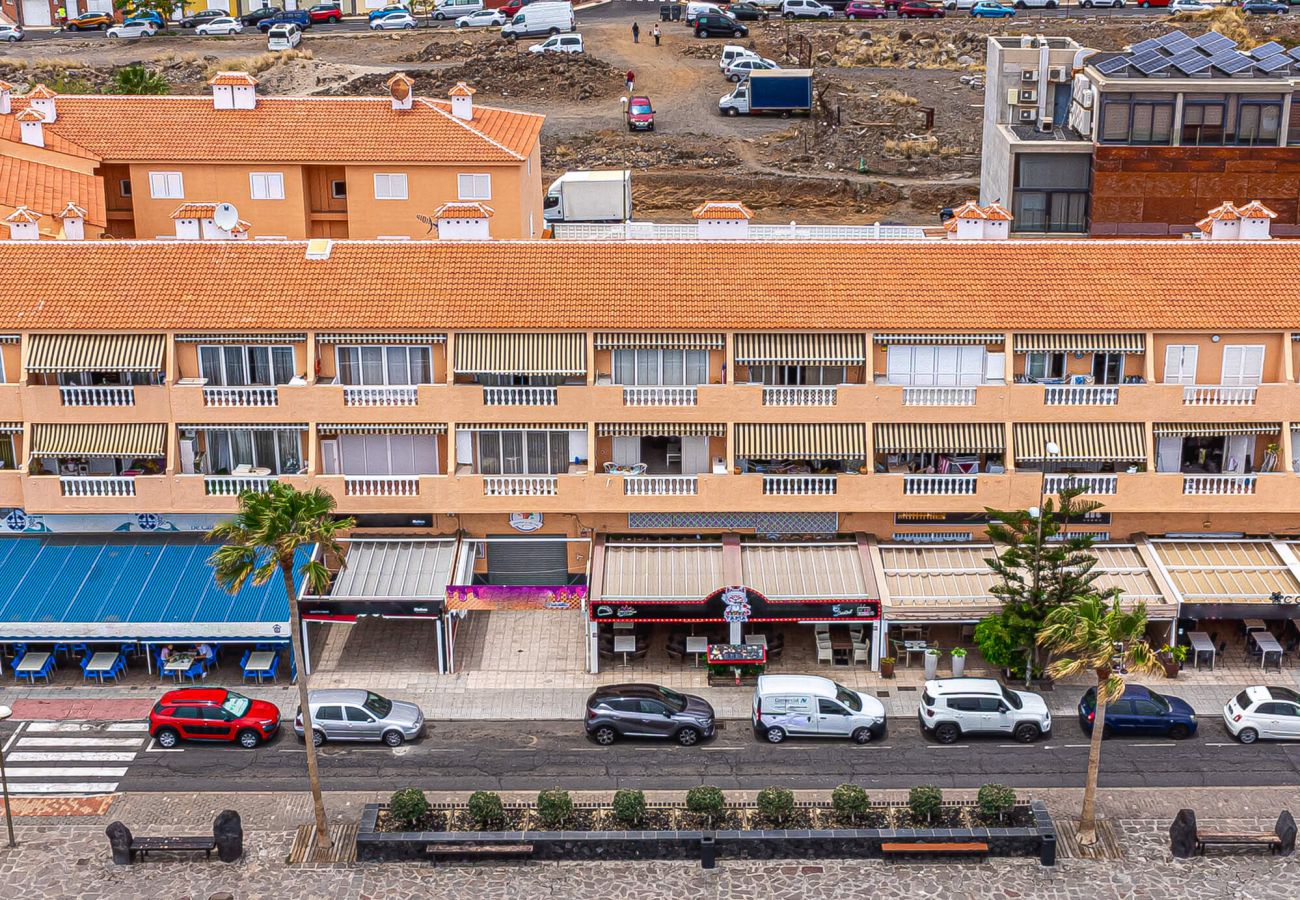 Apartment in Candelaria - Charming Apartment in Candelaria with Stunning Sea Views