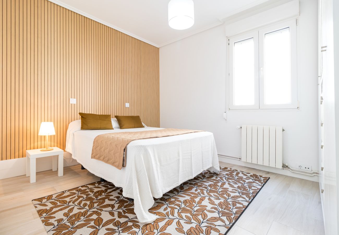 Apartment in Santander - Modern Apartment: Your Coastal Retreat!
