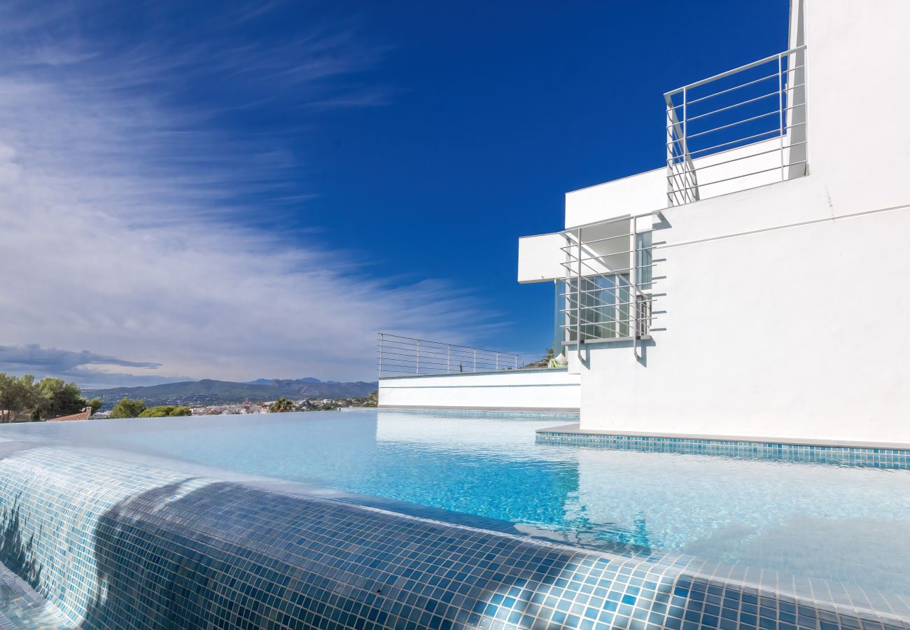 Villa in Javea - Your Peaceful Oasis in Jávea: Private Pool Villa with Sea Views