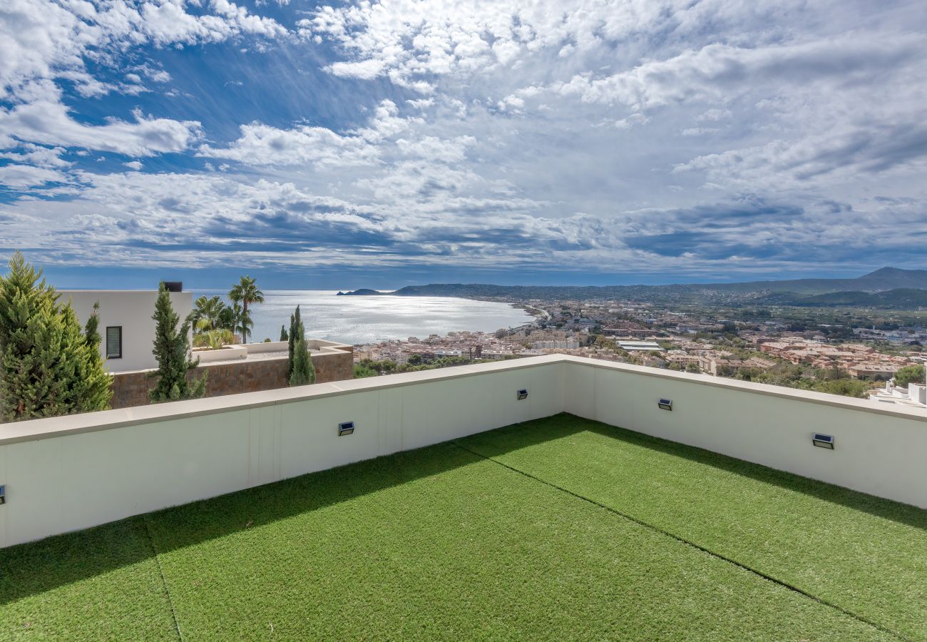 Villa in Javea - Your Peaceful Oasis in Jávea: Private Pool Villa with Sea Views