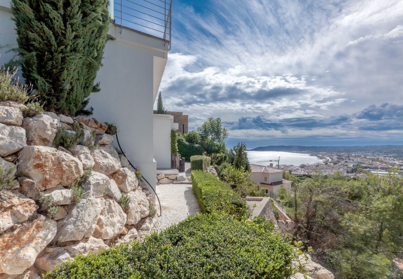 Villa in Javea - Your Peaceful Oasis in Jávea: Private Pool Villa with Sea Views