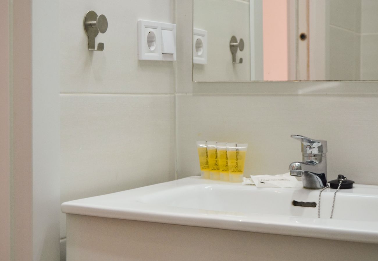 Studio in Madrid - IFEMA within reach: Cozy accommodation 