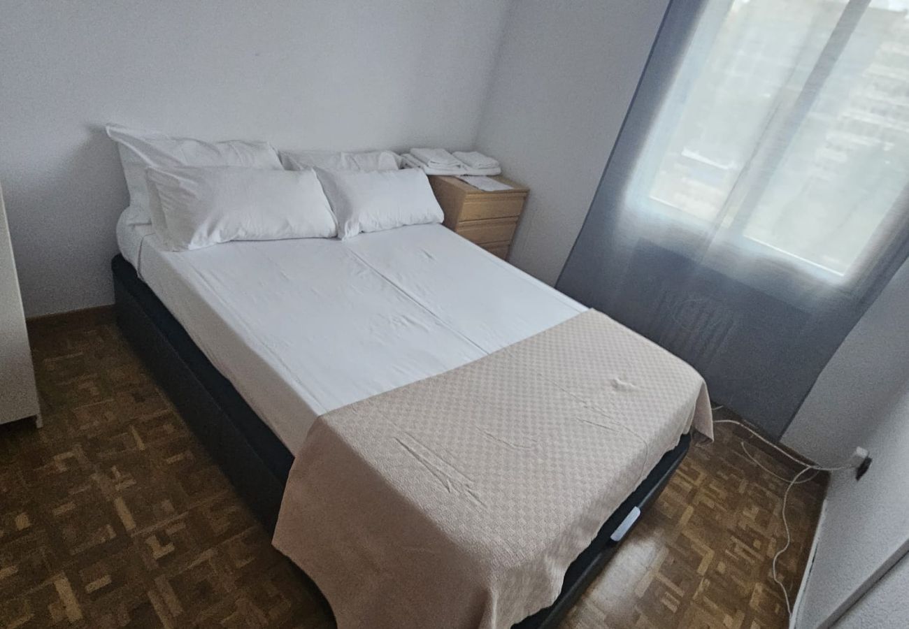 Rent by room in Madrid - Suite Urbana en Madrid