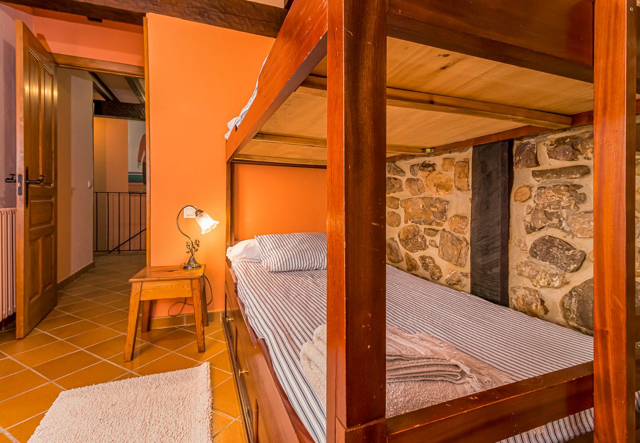 Apartment in Potes - Alterhome Potes House - Cantabria